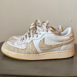 Nike Legend Linen/Wheat sz 11